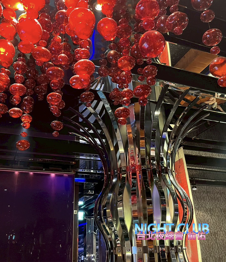 首席禮服酒店介紹