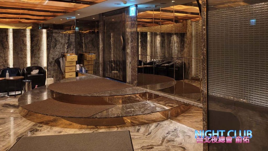 香閣里拉便服酒店